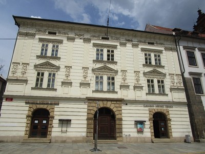 Ještě do Infa pro razítko a směr kemp!