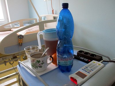 Důležité věci na stolku