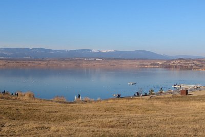 Nahoře leží sníh