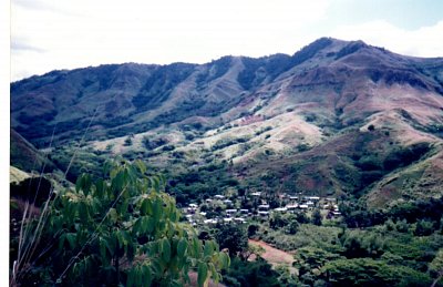 Fidži - domorodá vesnice na Viti Levu