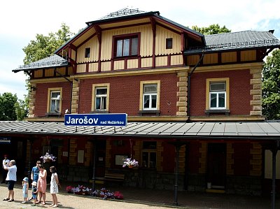 jarosov-nad-nezarkou.jpg