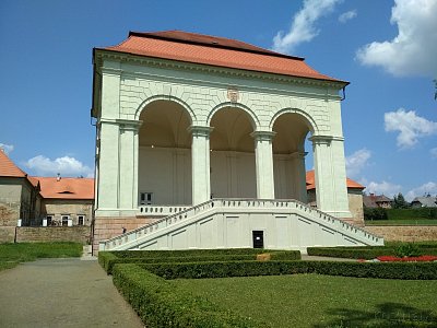 Valdštejnská lodžie