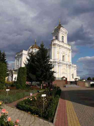 katedrala-svate-trojice-v-lucku-3.jpg