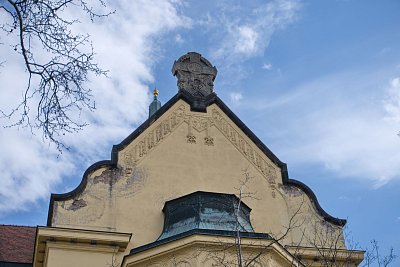 36 Detail výzdoby gymnázia