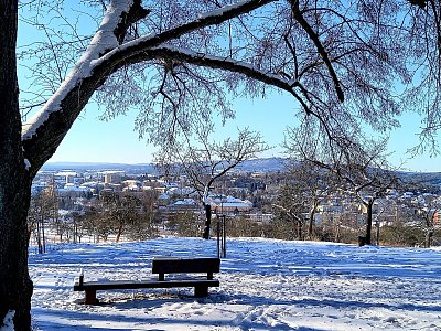 Výhled na zasněženou Příbram