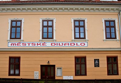 mestske-divadlo.jpg