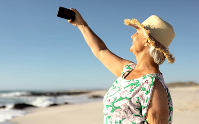 Chci cestovat, ale nemám s kým. To je častý problém starších žen