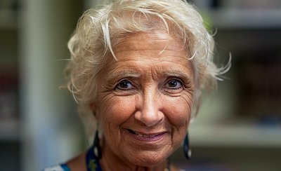 Jsem čerstvá vdova a rodinu zajímá jen můj majetek, říká Ilona (75 let)