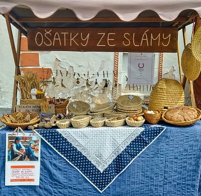 osatky-ze-slamy.jpg