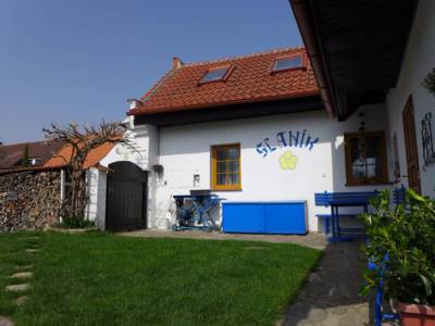 Posezení nad řekou