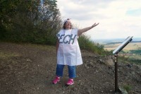 Helenka obětavě pózuje