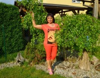 U KAMARÁDKY NA ZAHRADĚ