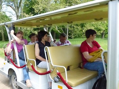 Jízda vláčkem podzámeckou zahradou v Kroměříži