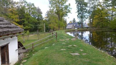 Rybníček je napájen potokem