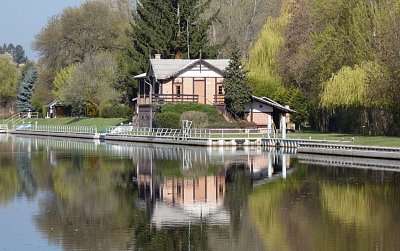 p1500149-domek-na-ostrove.jpg