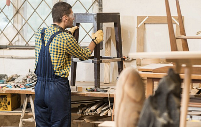 Flexibilnější práce a lepší podmínky pro rodiny: Sněmovna jednomyslně schválila novelu zákoníku práce