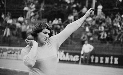 Zápisník starého muže: Vrh koulí