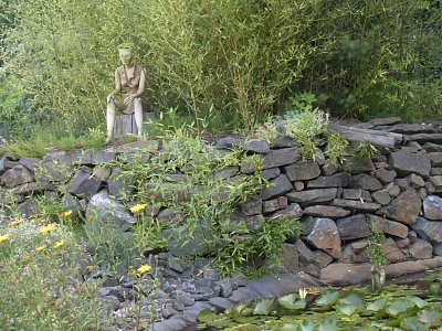 Odpočinek v Arboretu u leknínového jezírka ?