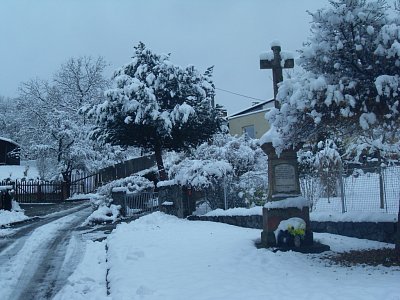 I kříž je snesitelnější v bílé nádheře