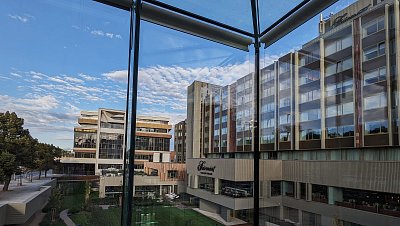 Nová budova galerie v pražské Pařížské ulici – KodlContemporary