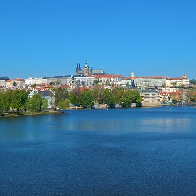 Nevídaný obrázek-Vltava bez lodí
