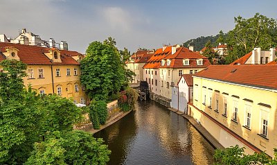 O Kampě a poodhaleném tajemství dvou zavěšených válečků