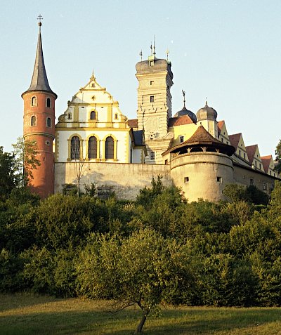 zámek Schwarzenberg.jpg