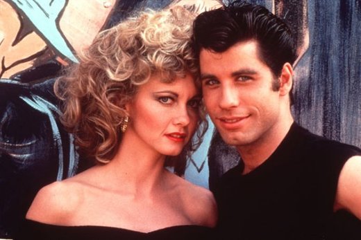 Travolta a Newton-Johnová
mají po 30 letech nový klip