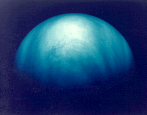 Venuše přešla přes Slunce,
jev byl viditelný při svítání