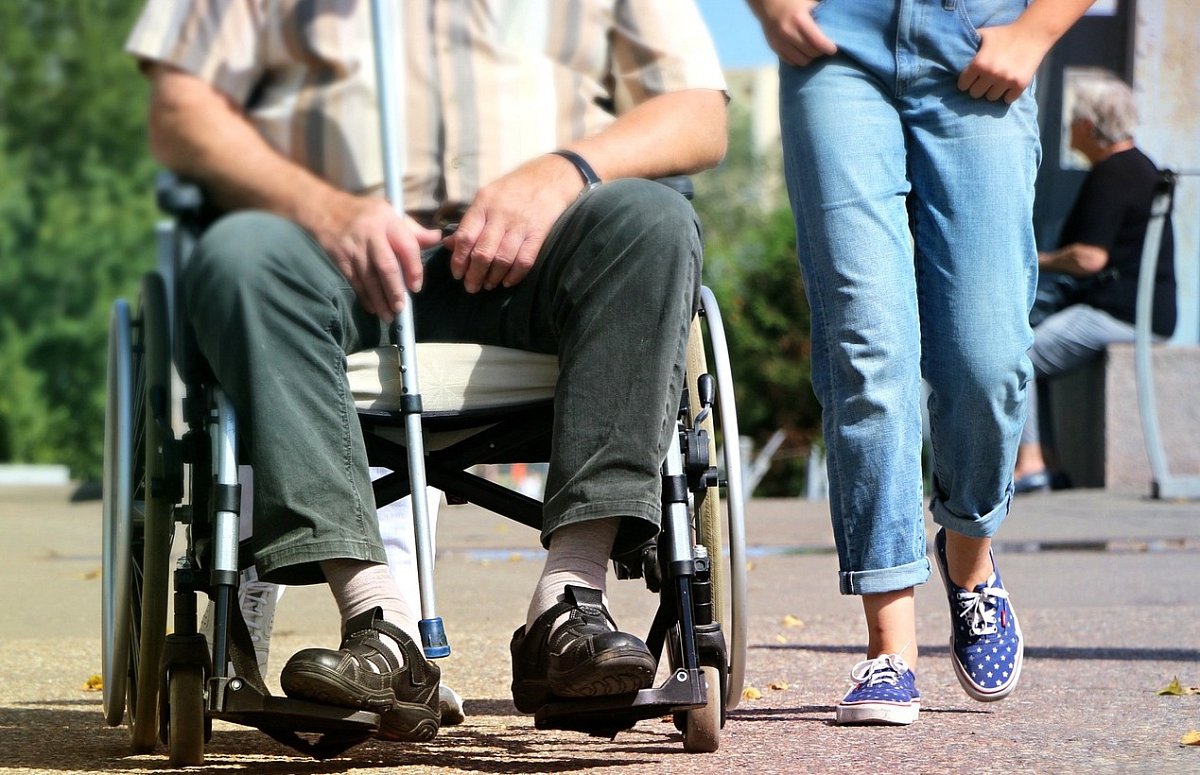 Přiznání invalidního důchodu – proč posudkový lékař vydává posudek zpravidla bez osobního setkání s žadatelem