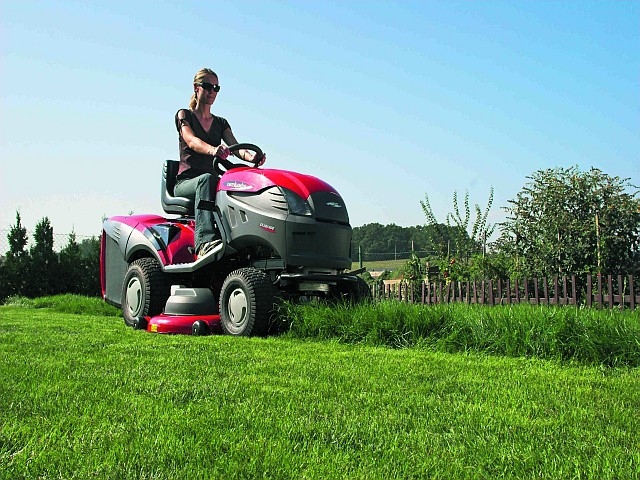 Lidé znovu investují
do zahradní techniky