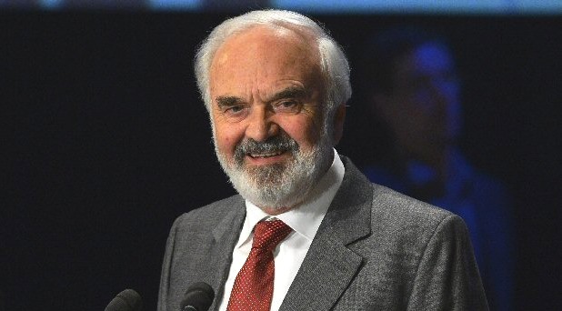 Filmaři rozdávali ceny,
seriál Sanitka II propadl